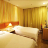 Отель Home Inn Yangquan Peach West Street to the North is the International, фото 6