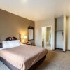 Отель Econo Lodge Inn & Suites, фото 35