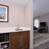 Отель Hampton Inn & Suites Cincinnati-Mason, фото 21