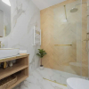 Отель Elegant Studio for 4 by Renters, фото 8