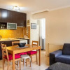 Отель Pleasant and Central Flat With Balcony in Alsancak, фото 16