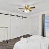 Отель BRAND NEW 4Bed/2Bath - Renovated Luxury Stay, фото 8
