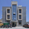 Отель OYO Flagship 5947 Lal Kothi Scheme, фото 1