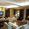 Отель Baiwei Lianhua Hotel (Puyang Bus Station ), фото 2