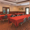 Отель La Quinta Inn & Suites by Wyndham Woodward, фото 29