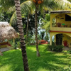 Отель Gucumatz Lakeside Inn, фото 1