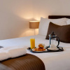 Отель Base Serviced Apartments - The Docks, фото 5