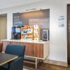 Отель Holiday Inn Express Chicago NW - Vernon Hills, an IHG Hotel, фото 2