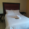 Отель Tzaneen Bed & Breakfast, фото 1