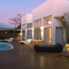 Отель Stylish Beach House With Pool, фото 1