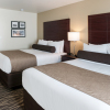 Отель Cobblestone Hotel & Suites - Appleton International Airport, фото 7