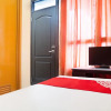Отель OYO 153 Monclaire Suites, фото 18