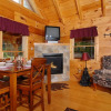 Отель Mountain Lake Hideaway by Heritage Cabin Rentals, фото 3