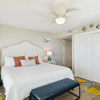 Отель Seacrest 501A is a Gulf Front Efficiency on Okaloosa Island by RedAwning, фото 3