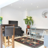 Отель Stylish 1 Bedroom Apartment Near Parsons Green Station, фото 13