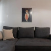 Отель Zalman's Ground Floor 1BR Place, фото 4