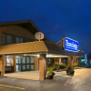 Отель Travelodge by Wyndham Owen Sound, фото 1