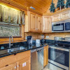 Отель Saddle Ridge 2 Bedroom Home with Hot Tub, фото 5