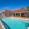 Отель Stone Private Home #14098 4 Bedrooms 3 Bathrooms Home, фото 16
