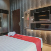 Отель RedDoorz @ Jamin Ginting Medan, фото 19