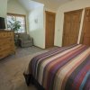 Отель River's Creek 4 Bedroom Cabin by RedAwning, фото 20