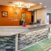 Отель Quality Inn & Suites South Bend Airport, фото 1