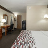 Отель Red Roof Inn & Suites Newark - University, фото 39