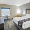 Отель La Quinta Inn & Suites by Wyndham Ponca City, фото 19