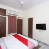 Отель OYO 17295 Lotus B&b, фото 15