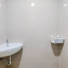 Отель Good Deal And Homey Studio Apartment At B Residence, фото 10