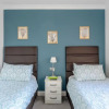 Отель Room in Guest Room - Apple House Wembley Twin Room Shared Bathroom, фото 4
