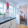 Отель Spacious 2-Bed City-Centre Cottage in Chester by 53 Degrees Property - Ideal for Groups & Couples - , фото 4