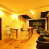 Отель Blossoms Hotel and Service Apartment, фото 2