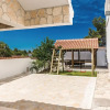 Отель Amazing Home in Zadar With 7 Bedrooms, Wifi and Outdoor Swimming Pool, фото 33
