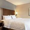 Отель Hampton Inn & Suites Grafton, фото 6