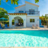 Отель Sun Beach Villa Tria Large Private Pool Walk to Beach A C Wifi Car Not Required - 2282, фото 16