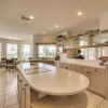 Отель The White Ibis 5 Bedroom Home, фото 8
