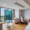 Отель April Fair Duplex Apartment Guagnzhou South Railway Station Ao Yuan Yue Shi Dai Branch, фото 11