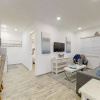 Отель Trendy 1 BR W/parking Space & Walk to the Beach #8, фото 4