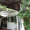 Отель Baan Park Raak Backpacker Hostel, фото 1