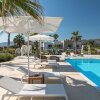 Отель White Pearls Luxury Suites - Adults Only, фото 3