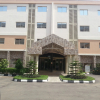 Отель Jades Hotel, фото 1
