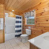 Отель Panoramic View 6 Bedroom Cabin by RedAwning, фото 9