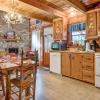 Отель Fox Den 2 Bedroom Home with Hot Tub, фото 8