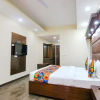 Отель OYO Rooms 088 Doon View, фото 22