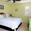 Отель Coconut Grove Beach Resort Suites 1 & 2, фото 4