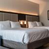 Отель Hol. Inn Exp. and Suites Birmingham - Homewood, фото 5