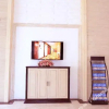 Отель Yili Hotel, фото 1