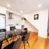 Отель Rosie Townhouse at Gordon - Prime Location, фото 10