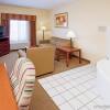 Отель Holiday Inn Express Hotel & Suites Muncie, an IHG Hotel, фото 3